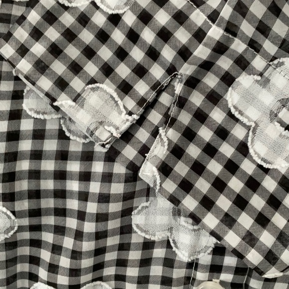 ALFRED DUNNER Women’s Top Black White Check w/Embroidered Flowers Size PXL NWOT - Picture 4 of 5